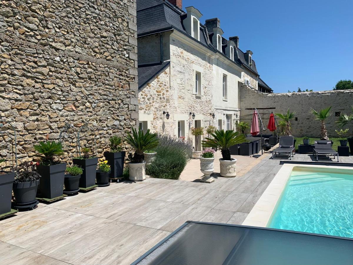 Vila La Douce France Trianon Chinon Exteriér fotografie