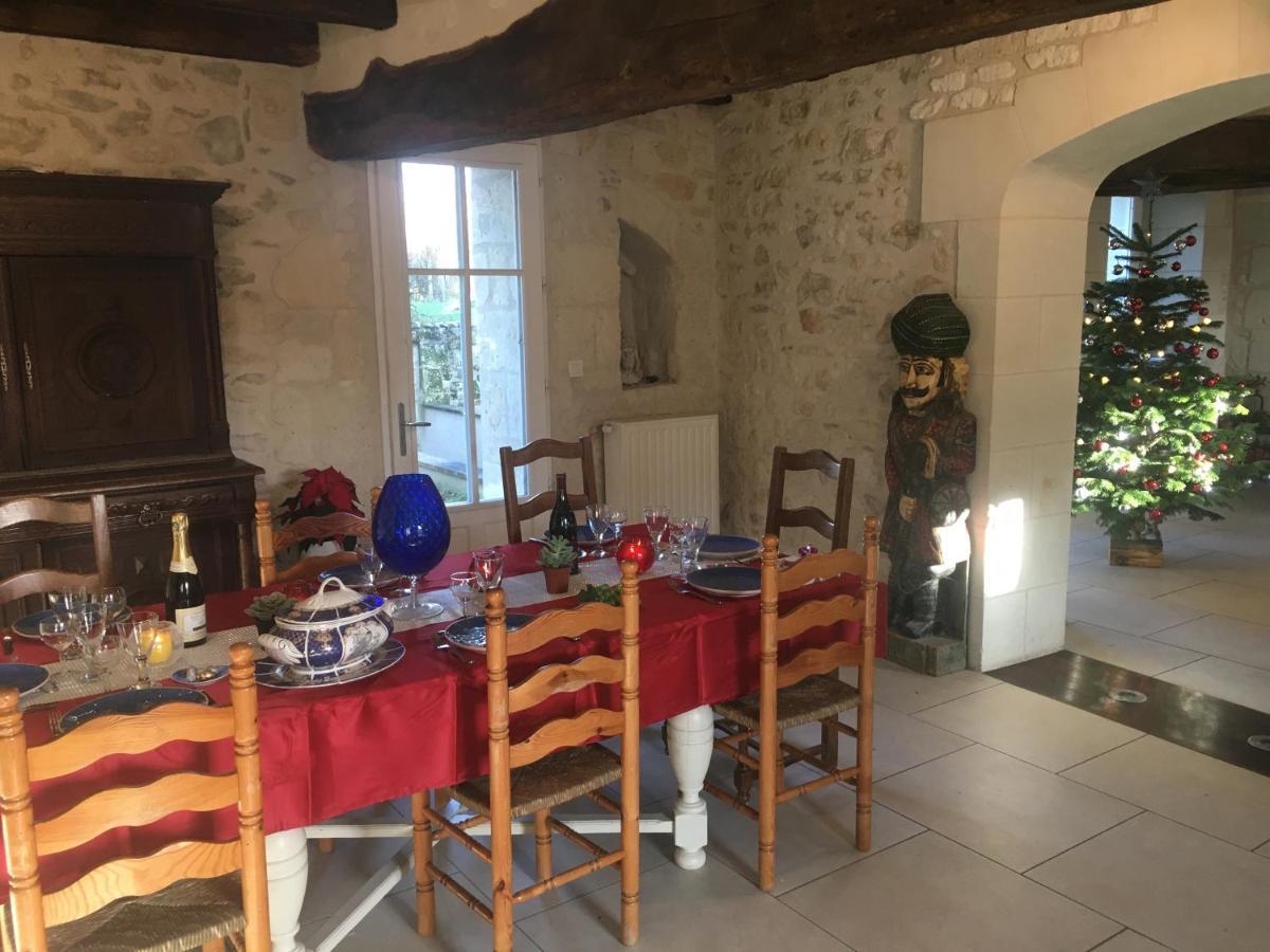 Vila La Douce France Trianon Chinon Exteriér fotografie